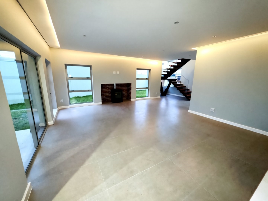 4 Bedroom Property for Sale in Sandown Western Cape